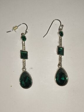 Emerald Teardrop Dangle Earrings - Unbranded